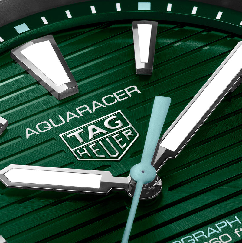 TAG Heuer Aquaracer Professional 200 Solargraph Steel