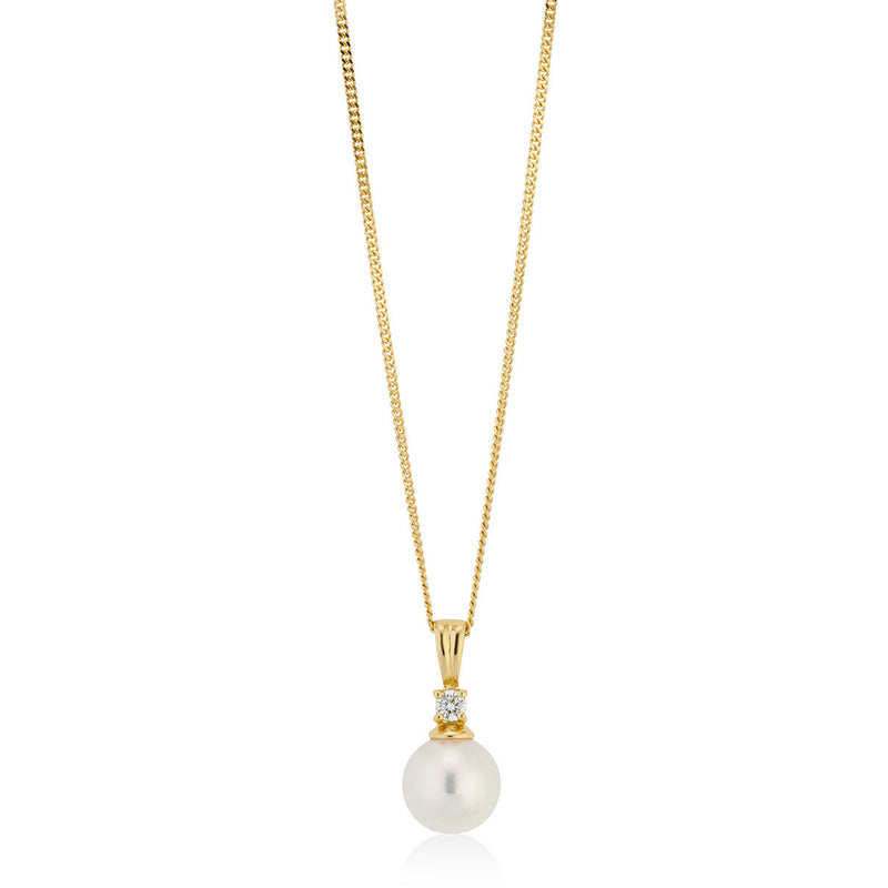 18ct Yellow Gold Akoya Cultured Pearl and Diamond Pendant and Chain